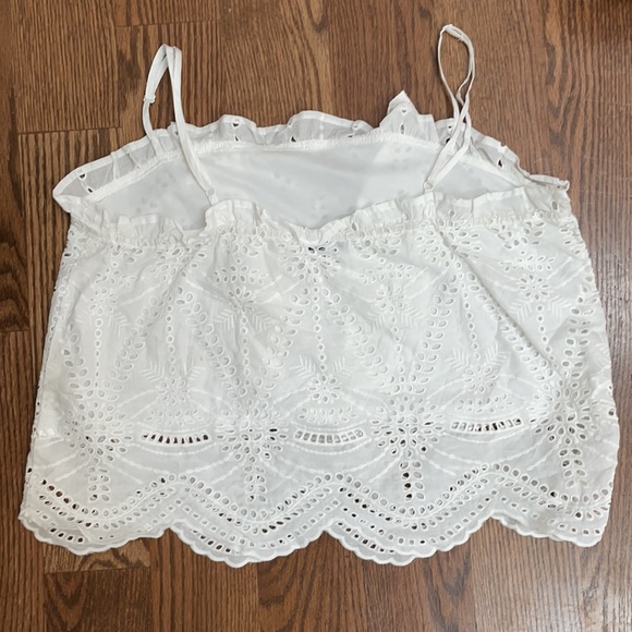 NSR White Eyelet Blouse - Picture 2 of 8
